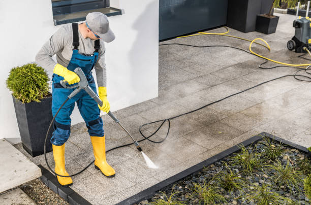 Best Garage Pressure Washing  in Huron, OH